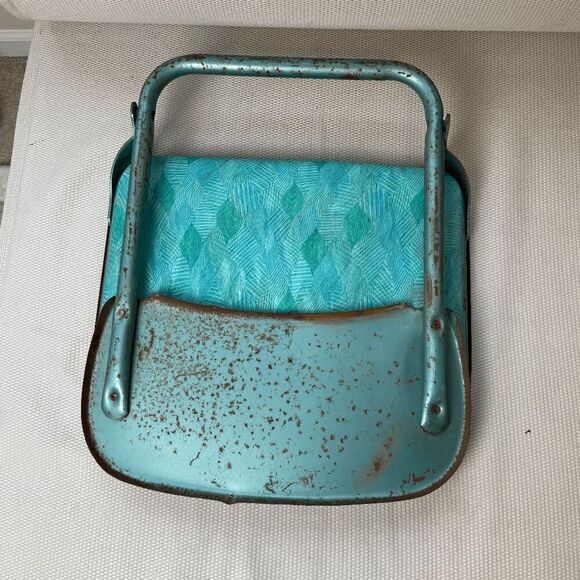 Vintage 1950s Teal Folding Stadium Chair w/ Aqua Mod Print Cushion - Picture 3 of 7